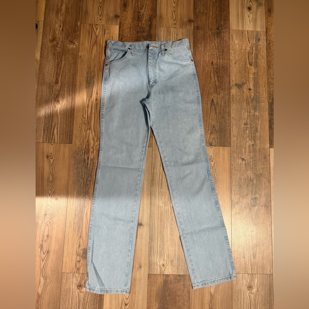Wrangler Men's Denim Jeans in Light Blue